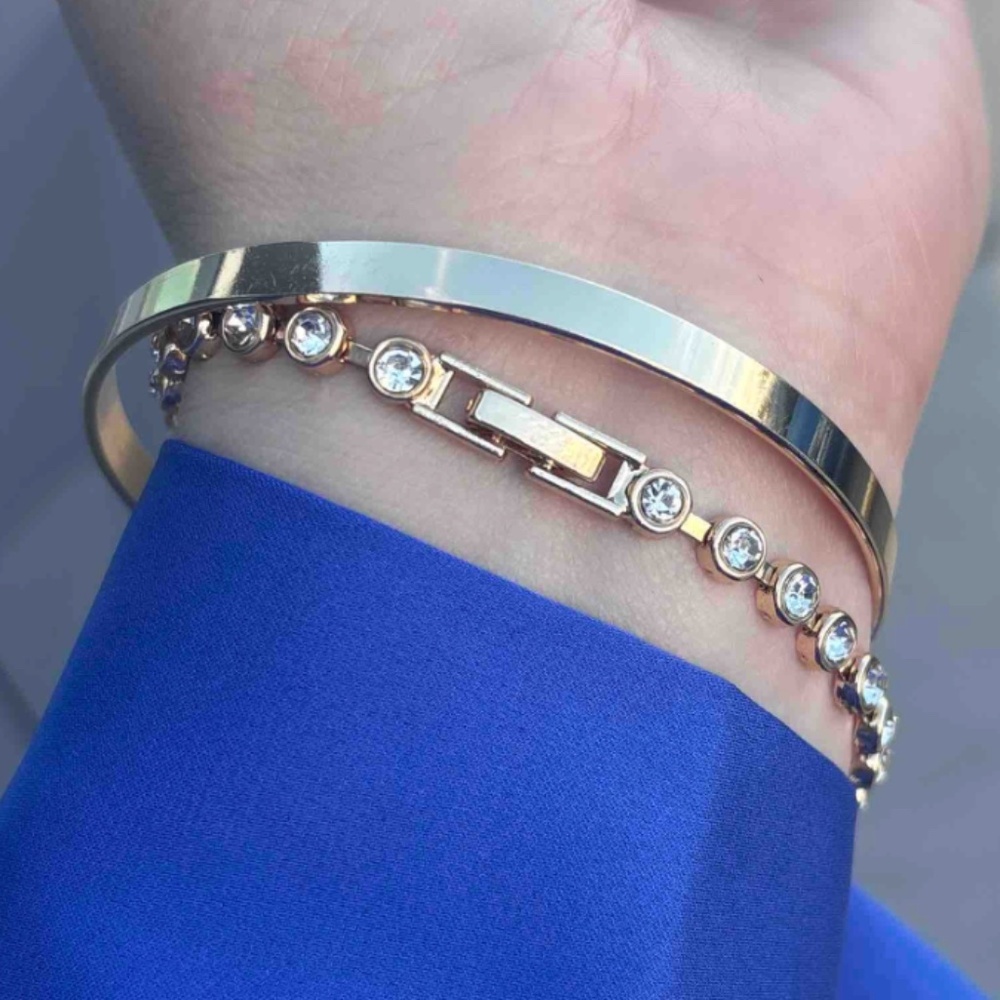 Luxe Rhinestone Minimalist Bracelet Set - Picture 12 of 12